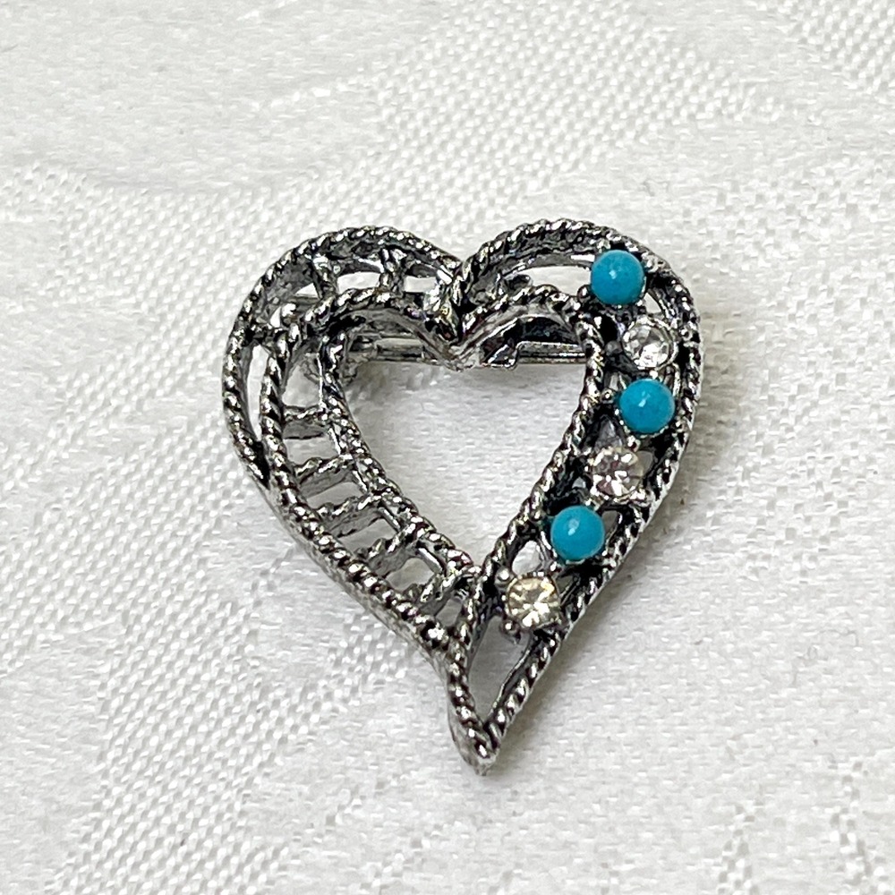 Vintage Gerry's Heart Scatter Pin w/ Faux Turquoise & Rhinestone